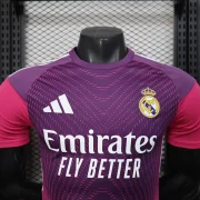 Real Madrid portero color rosa 25/26 versión jugador - Imagen 2