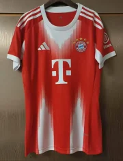 Bayern Münich local 25/26 versión femenina