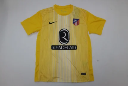 Atlético de Madrid portero color amarillo 25/26