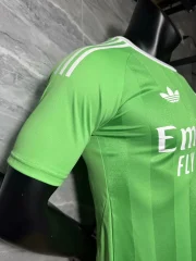 Arsenal portero color verde 25/26 version jugador - Imagen 9