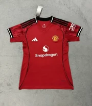 Manchester United local 25/26 version femenina