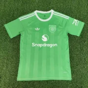 Manchester United portero color verde 25/26