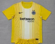 Inter de Milán portero color amarillo 25/26