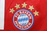 Kit de niño Bayern Münich local versión jugador 25/26 - Imagen 6