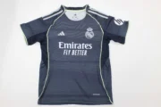 Kit de niño Real Madrid visitante 25/26 - Imagen 15