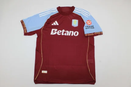 Aston Villa local 25/26 version jugador