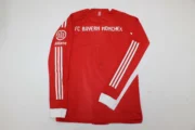 Bayern Münich local 25/26 manga larga versión jugador - Imagen 7