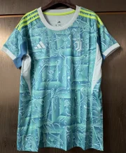 Juventus visitante 25/26 version femenina