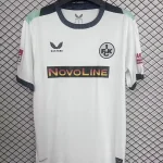 Kaiserslautern visitante 25/26