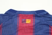 Kit de niño Barcelona local 25/26 versión jugador - Imagen 8
