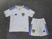 Kit de niño Leeds United local 25/26