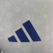 Leeds United local 25/26 versión jugador - Imagen 7