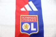 Olympique Lyon local 25/26 - Imagen 8