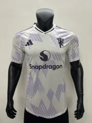 Manchester United visitante 25/26 versión jugador