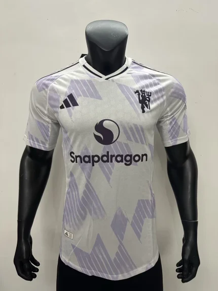 Manchester United visitante 25/26 versión jugador