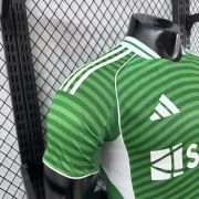 Newcastle United visitante 25/26 version jugador - Imagen 2