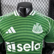 Newcastle United visitante 25/26 version jugador - Imagen 7