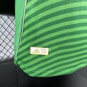 Newcastle United visitante 25/26 version jugador - Imagen 9