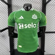Newcastle United visitante 25/26 version jugador