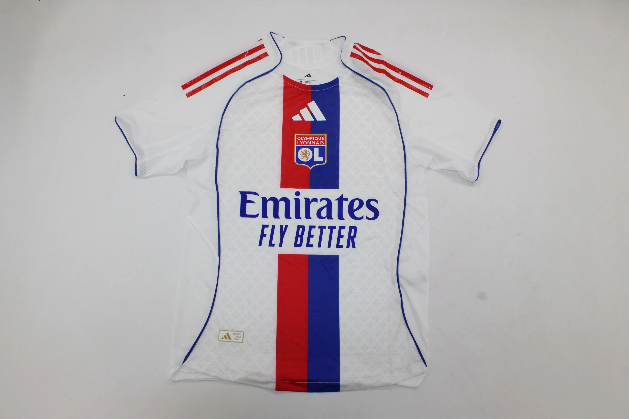 Clubes26-Olympique-Lyon-local-version-jugador-portada Olympique Lyon local 25/26 versión jugador - Imagen 1