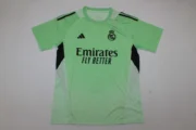 Real Madrid portero color verde 25/26