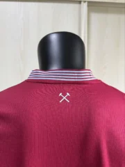 West Ham local 25/26 versión jugador - Imagen 4