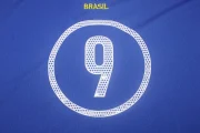 Brasil retro 2004 visitante - Imagen 14