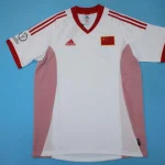 China retro 2002 visitante