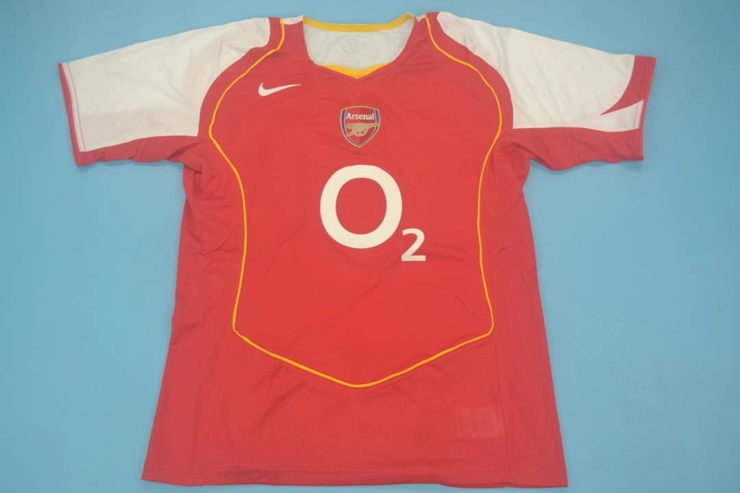 Retro-Clubes-Arsenal-04-05-local-portada Arsenal retro 04/05 local - Imagen 1