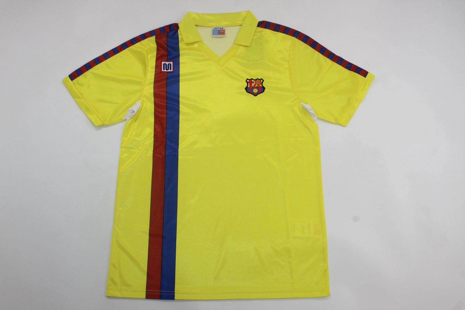 Retro-Clubes-Barcelona-82-84-visitante-portada Barcelona retro 82/84 visitante - Imagen 1