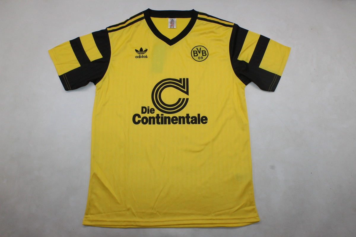 Retro-Clubes-Borussia-Dortmund-90-91-portada Borussia Dortmund retro 90/91 - Imagen 1