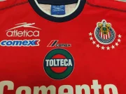 Chivas retro 02/03 alternativa - Imagen 3