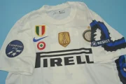 Inter de Milán retro 10/11 visitante - Imagen 19