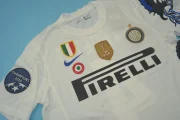 Inter de Milán retro 10/11 visitante - Imagen 4
