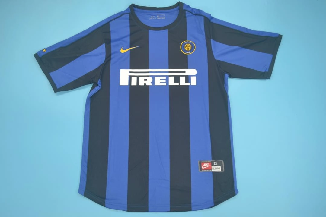 Retro-Clubes-Inter-de-Milan-99-00-portada Inter de Milán retro 99/00 - Imagen 1