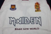 Iron Maiden retro 99/00 visitante - Imagen 11
