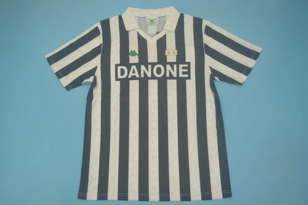 Retro-Clubes-Juventus-92-94-portada Juventus retro 92/94 - Imagen 1