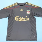 Liverpool retro 09/10