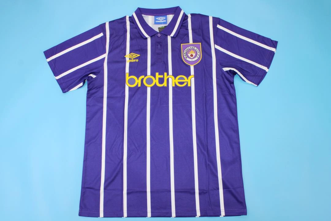 Retro-Clubes-Manchester-City-92-94-portada Manchester City retro 92/94 - Imagen 1