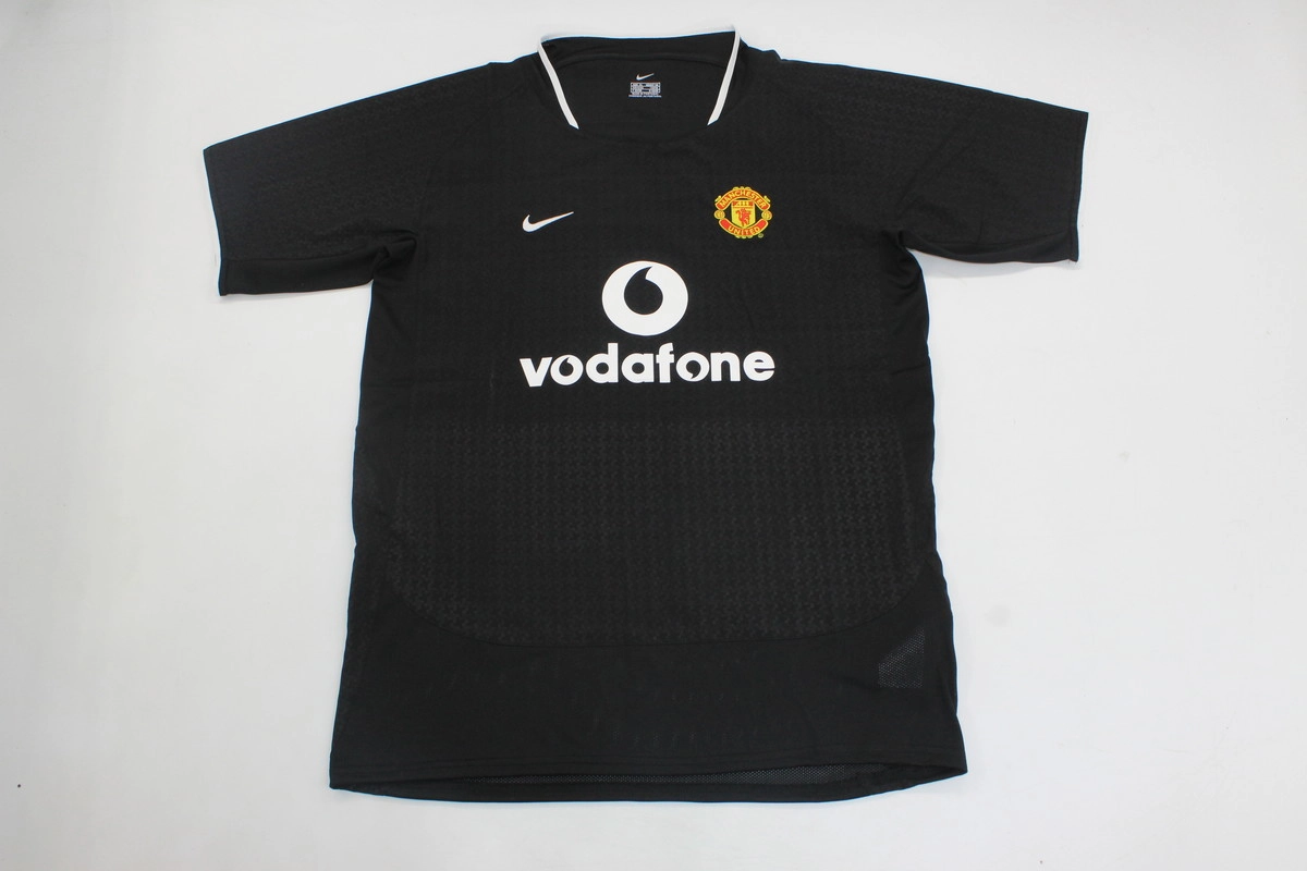 Retro-Clubes-Manchester-United-03-04-portada Manchester United retro 03/04 - Imagen 1