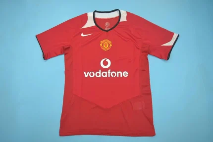 Manchester United retro 04/06 local