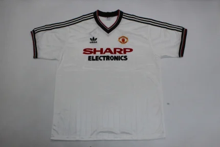 Manchester United retro 82/83 visitante