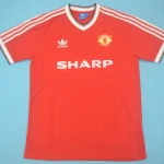 Manchester United retro 83/84 local