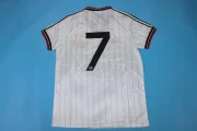 Manchester United retro 83/84 visitante - Imagen 10