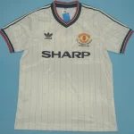 Manchester United retro 83/84 visitante