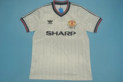 Manchester United retro 83/84 visitante