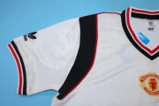Manchester United retro 84/86 visitante - Imagen 9
