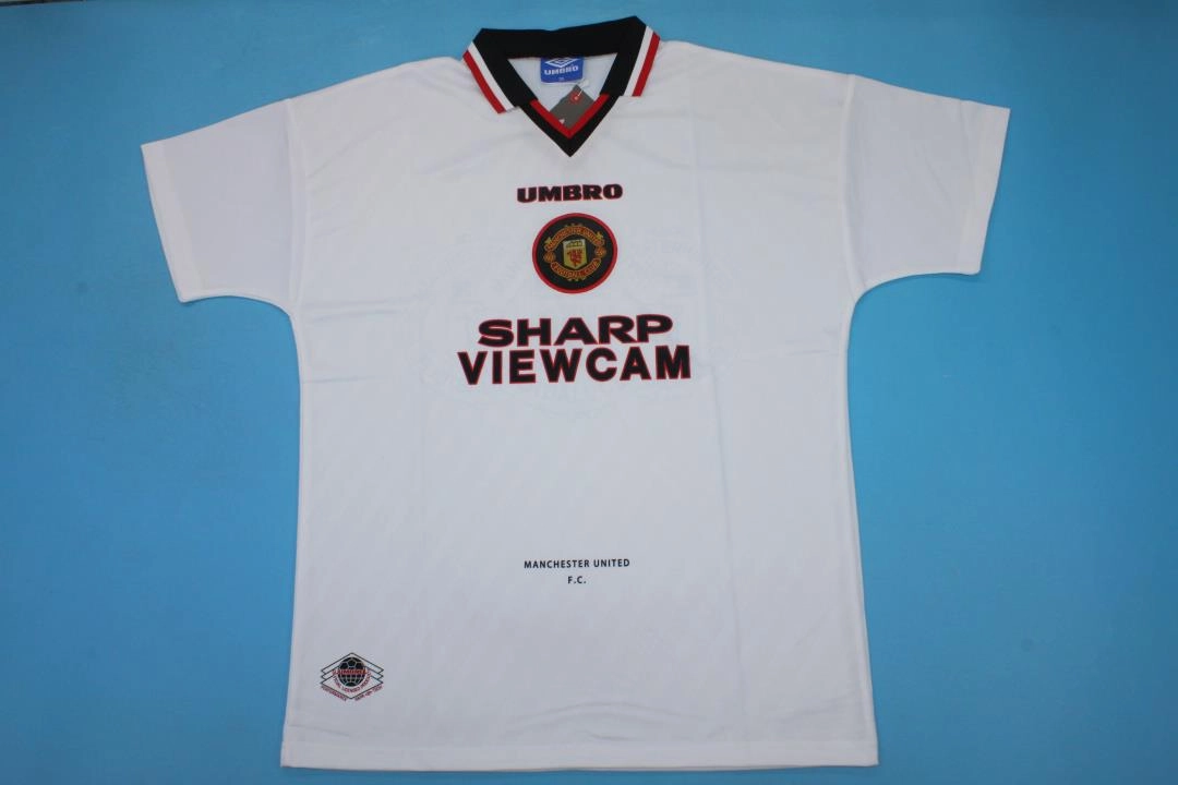 Retro-Clubes-Manchester-United-96-97-visitante-portada Manchester United retro 96/97 visitante - Imagen 1