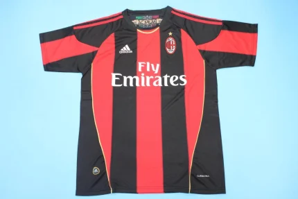 Milán retro 10/11 local