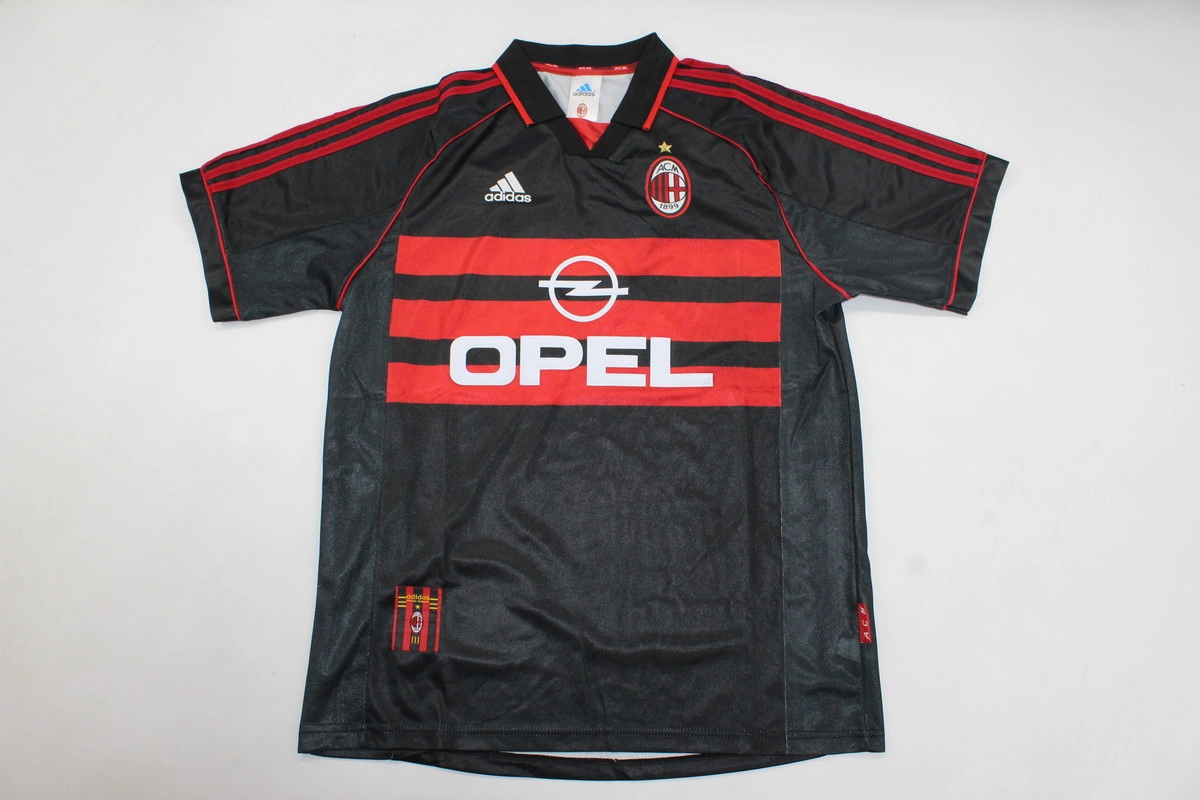 Retro-Clubes-Milan-98-99-alternativa-portada Milán retro 98/99 alternativa - Imagen 1
